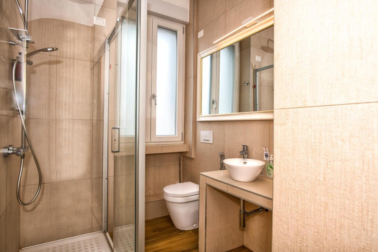 Luxury Flat By Station / Unique View *